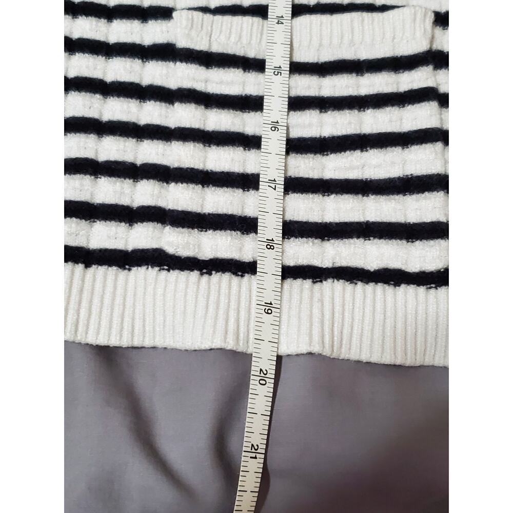 Women’s Ivory Button-Front Cardigan Sweater – Textured Grid Pattern – Size XL - Picture 9 of 9